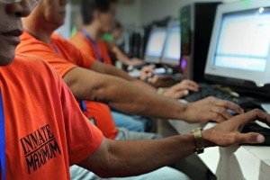 Filipino prisoners are allowed to keep in touch with family via email and video chat sessions. Photo by Danilo Victoriano via Flickr.